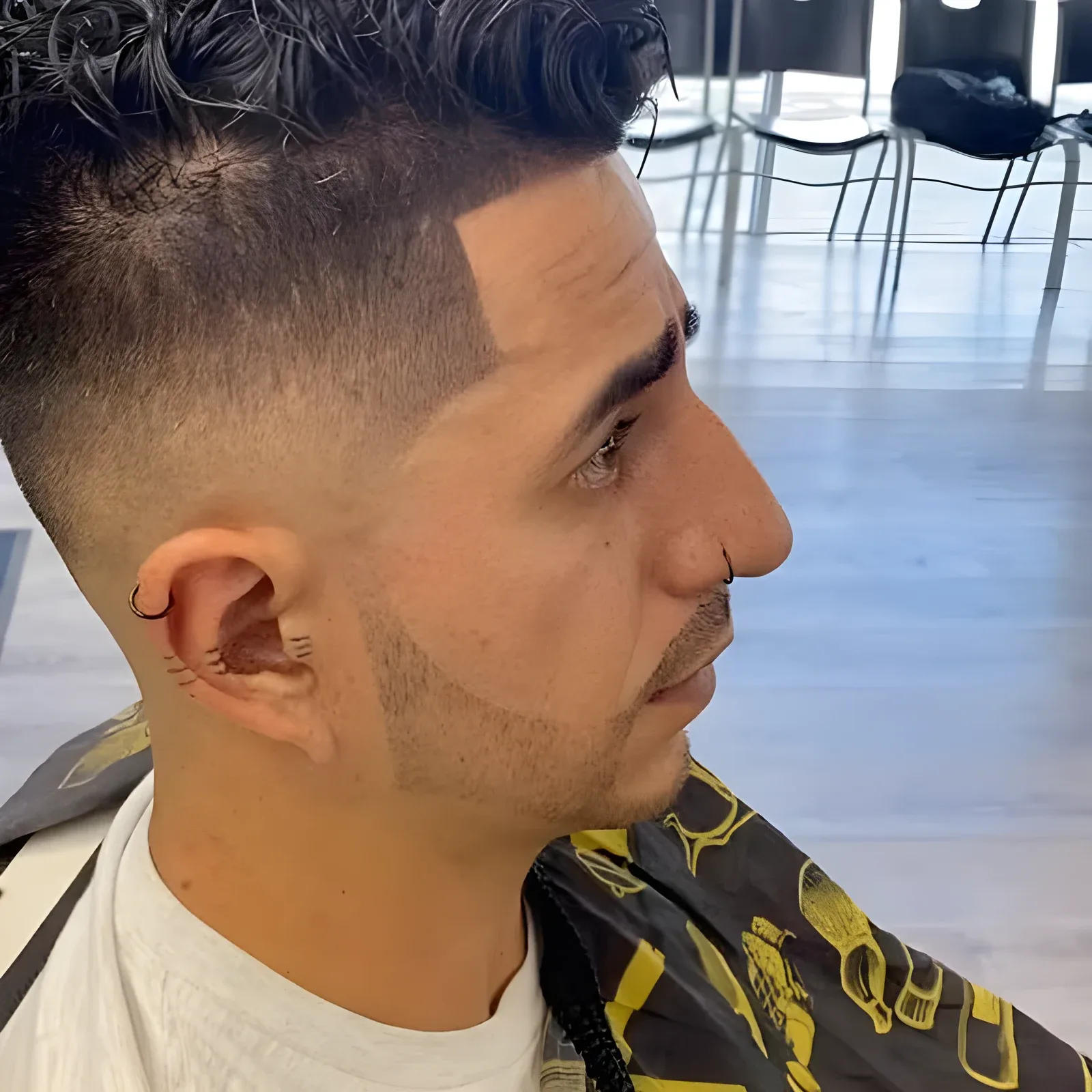 Fade bajo de perfil
